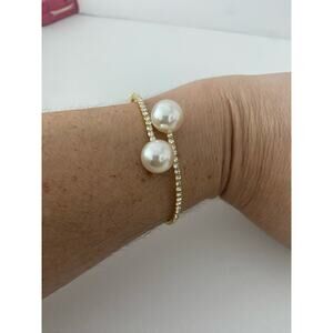 Rhinestone bangle bracelet